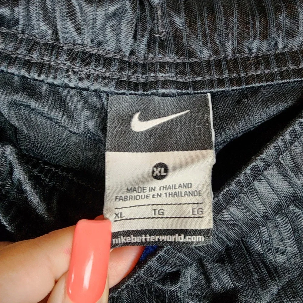 Nike Shorts Mens XL Basketball Black Blue Striped Athletic Mesh EUC